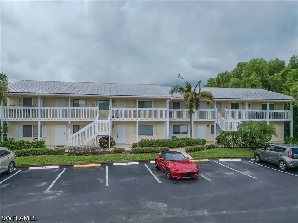 Naples FL, 4625 Bayshore Drive, Unit D7