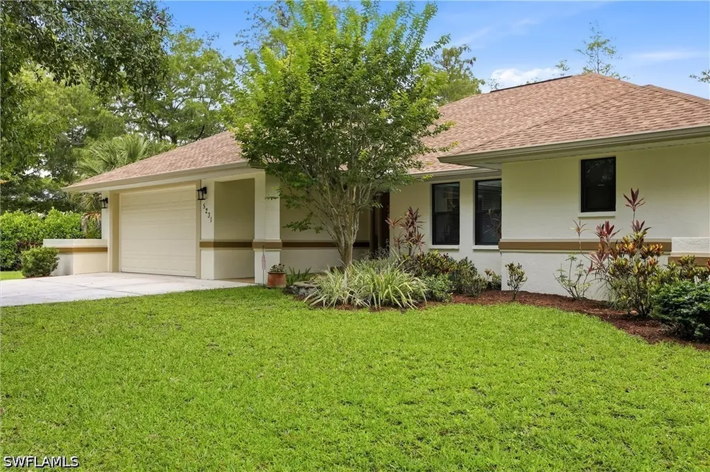 5231 Hickory Wood Drive Naples FL 34119