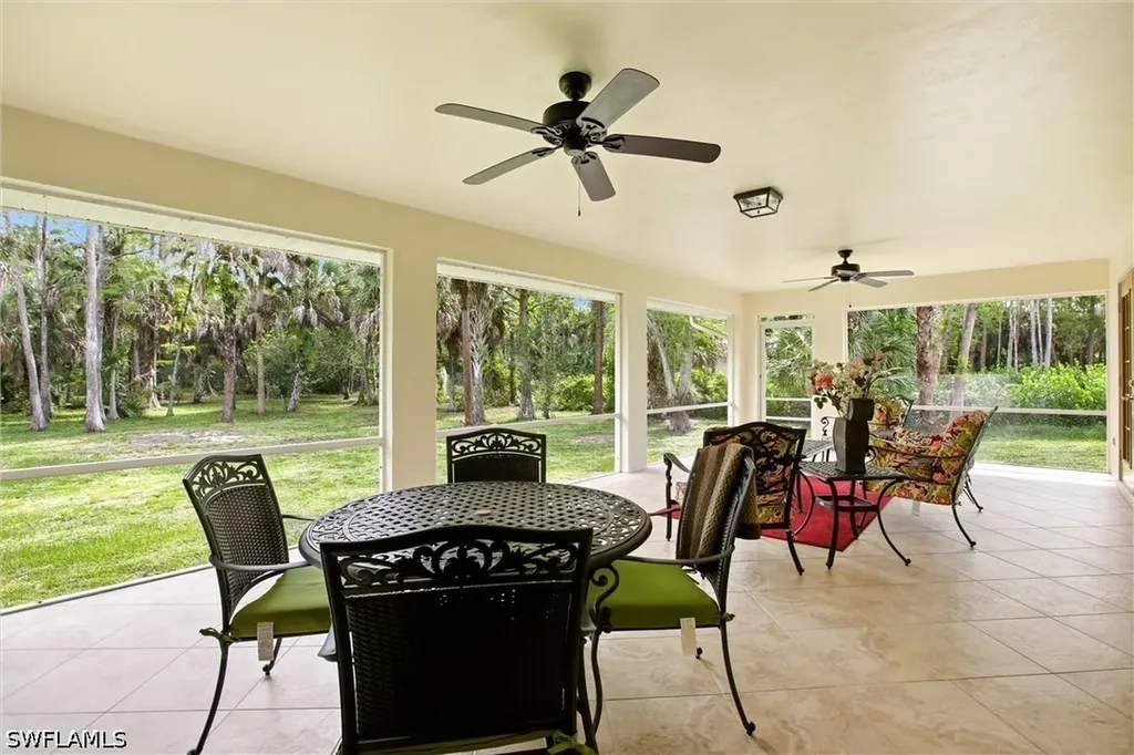 5231 Hickory Wood Drive Naples FL 34119