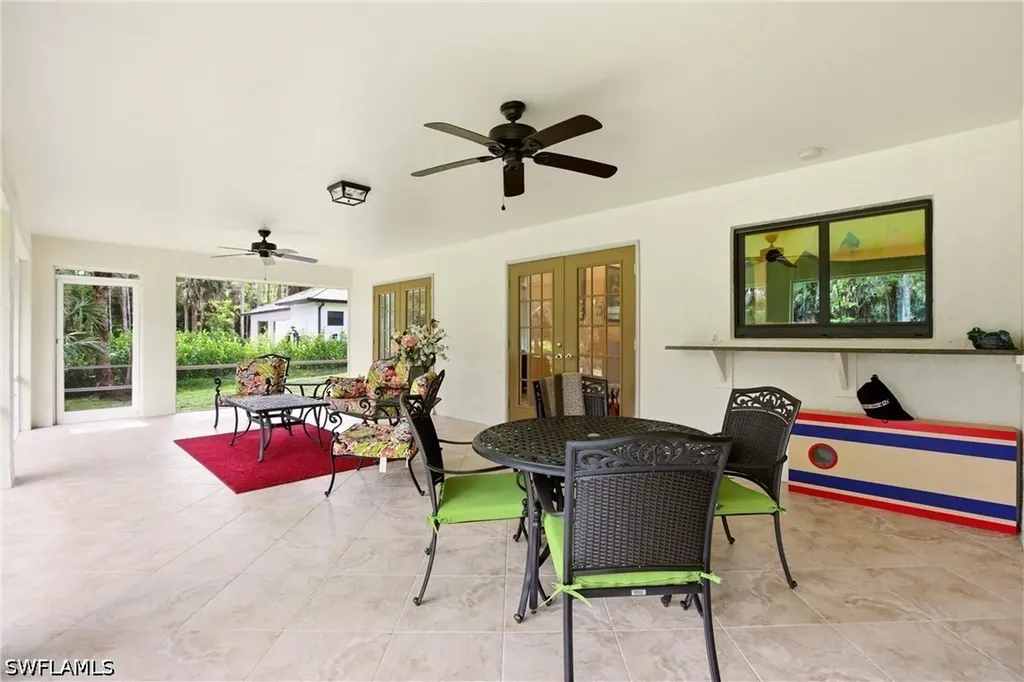 5231 Hickory Wood Drive Naples FL 34119