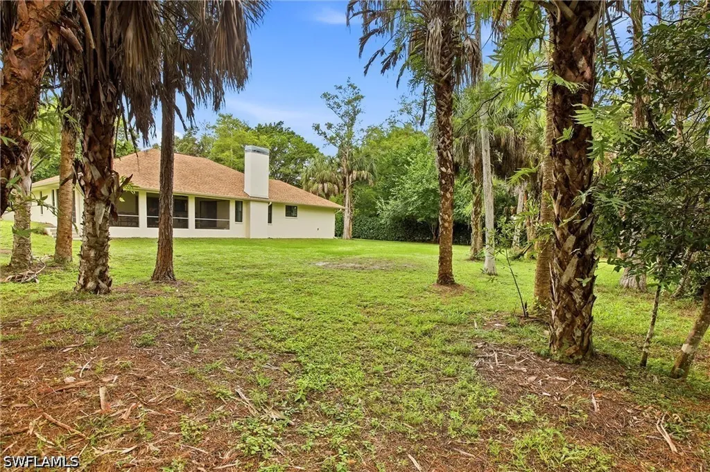 5231 Hickory Wood Drive Naples FL 34119
