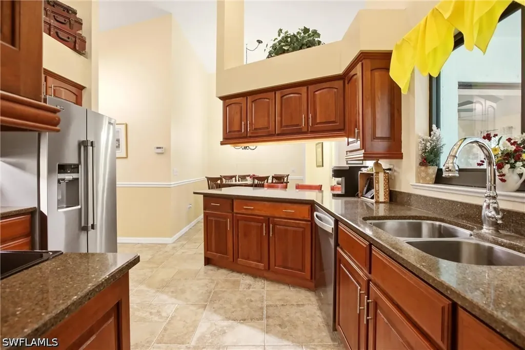 5231 Hickory Wood Drive Naples FL 34119