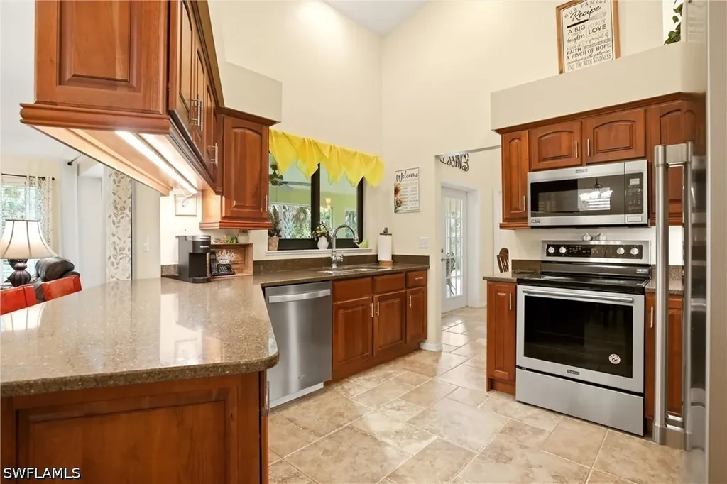 5231 Hickory Wood Drive Naples FL 34119