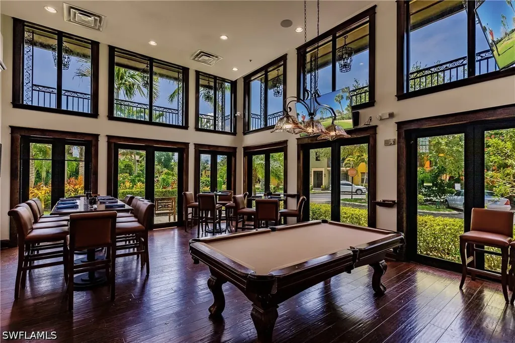 9111 Capistrano Street S Naples FL 34113