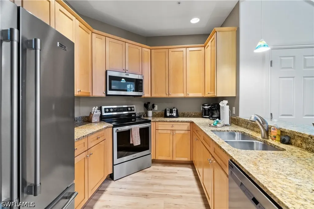 9111 Capistrano Street S Naples FL 34113