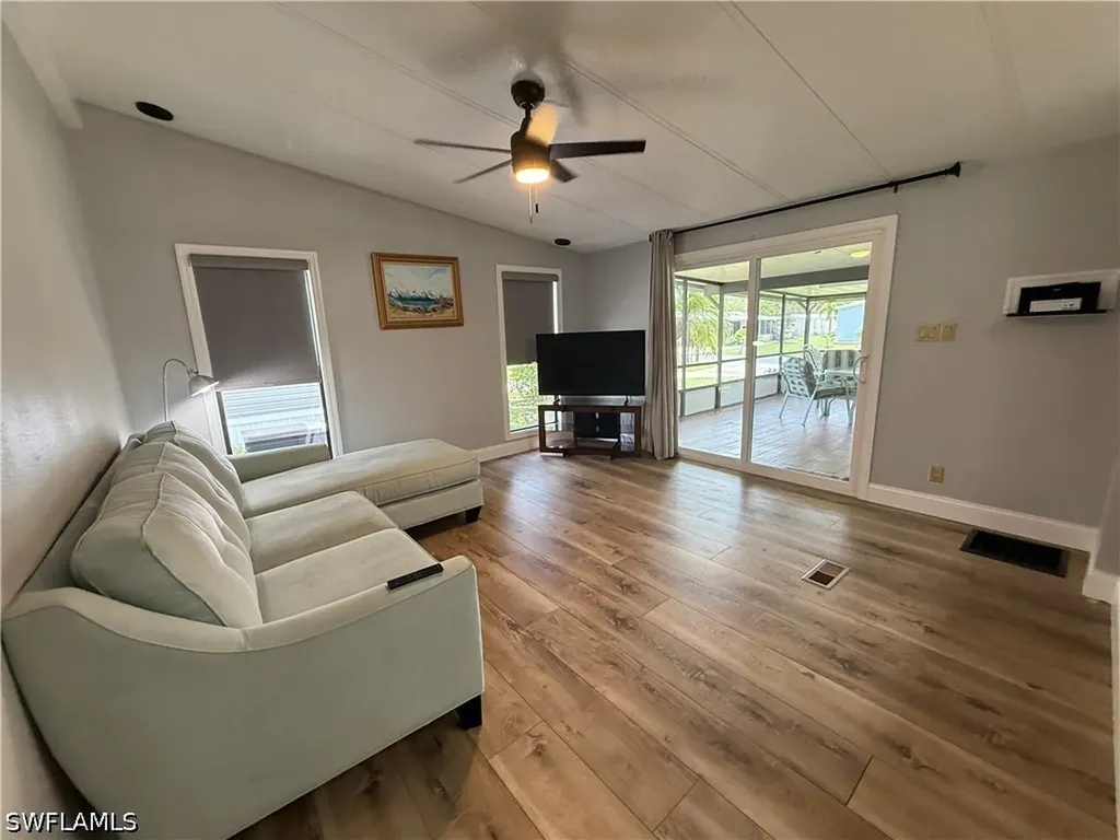 10251 Wales Loop Bonita Springs FL 34135