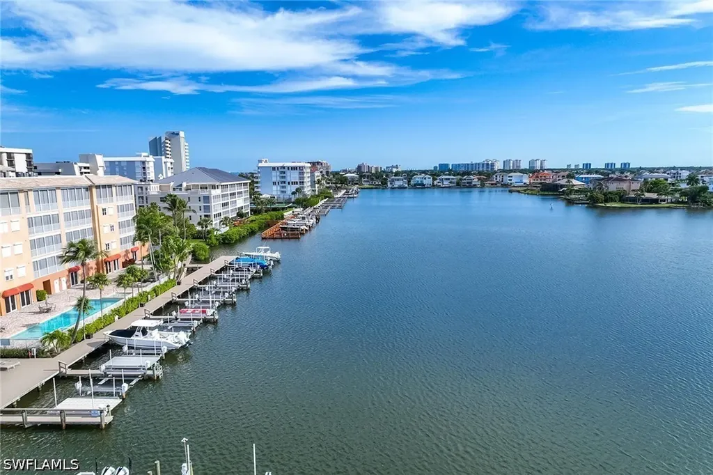 557 100th Avenue N Naples FL 34108