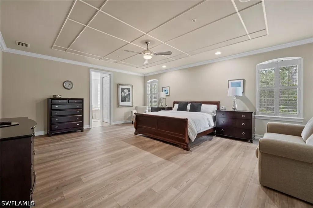 2809 Tiburon Boulevard E Naples FL 34109