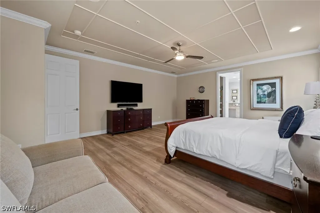 2809 Tiburon Boulevard E Naples FL 34109