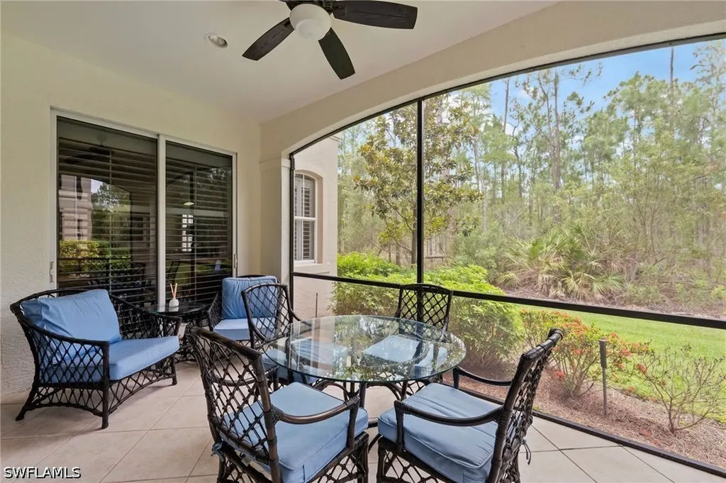 2809 Tiburon Boulevard E Naples FL 34109