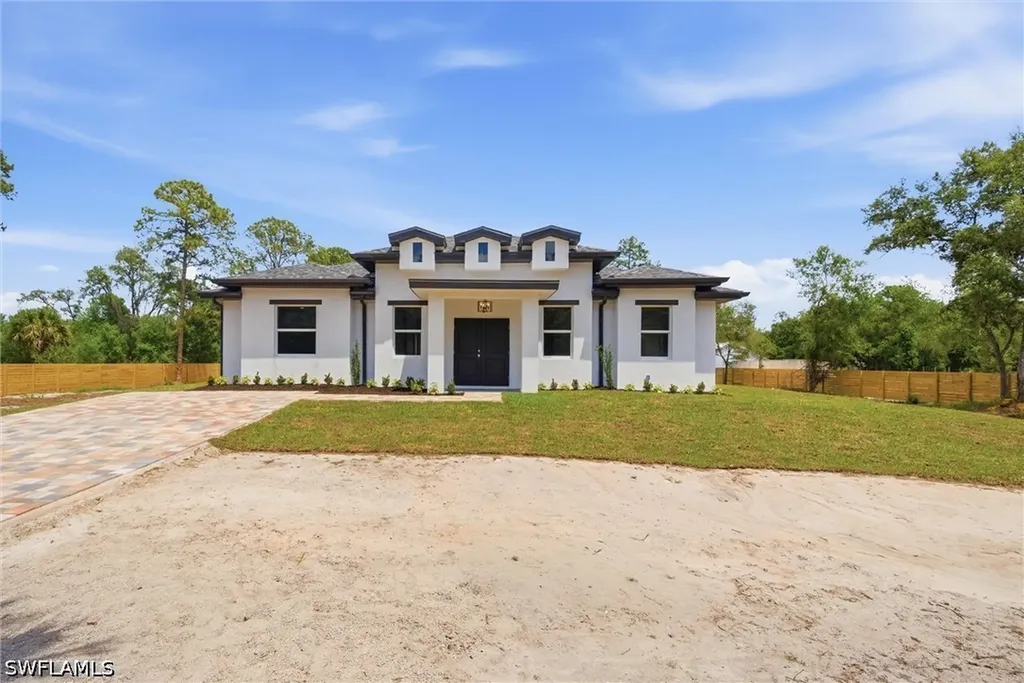 335 S Datil Street Clewiston FL 33440