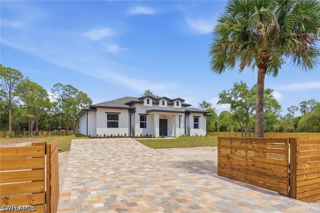 335 S Datil Street Clewiston FL 33440