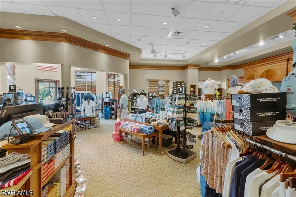1273 Rialto Way Naples FL 34114