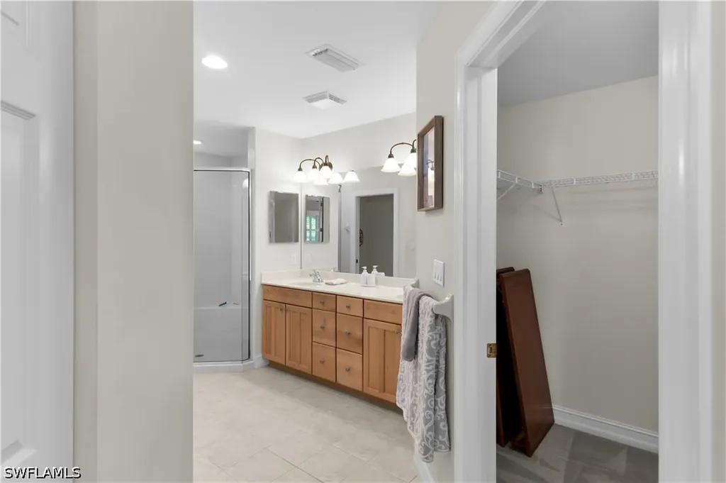 1273 Rialto Way Naples FL 34114