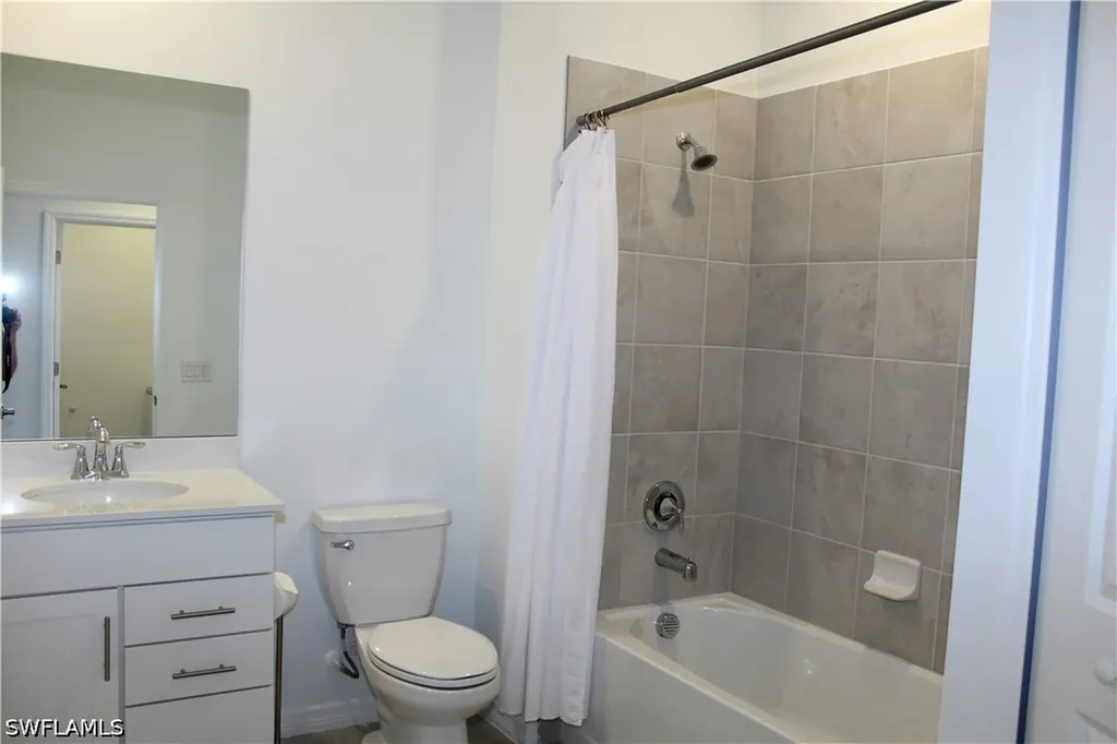 5680 Melbourne Court The National Golf & Country Club At Ave Maria FL 34142