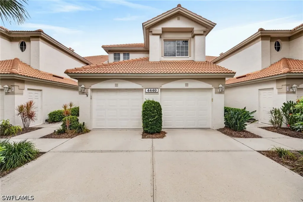 Bonita Springs FL, 4440 Riverwatch Drive, Unit 102