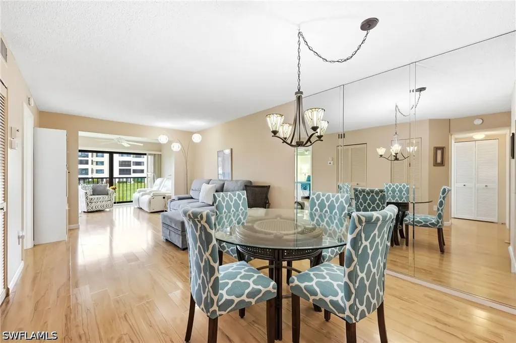 Fort Myers FL, 7406 Lake Breeze Drive, Unit 218
