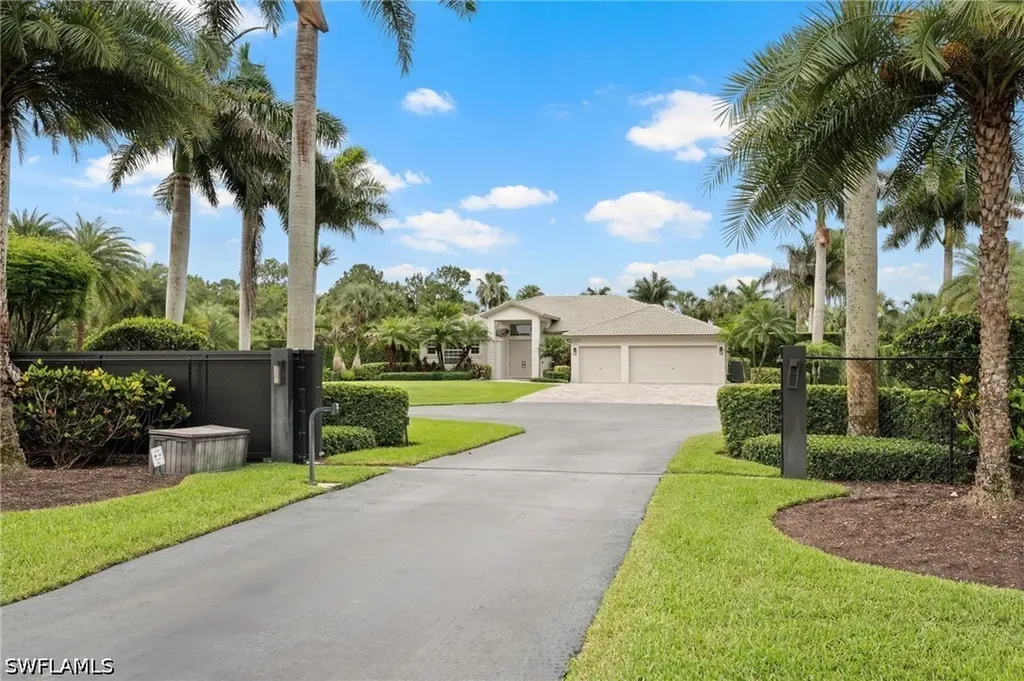 440 20th Avenue NE Naples FL 34120