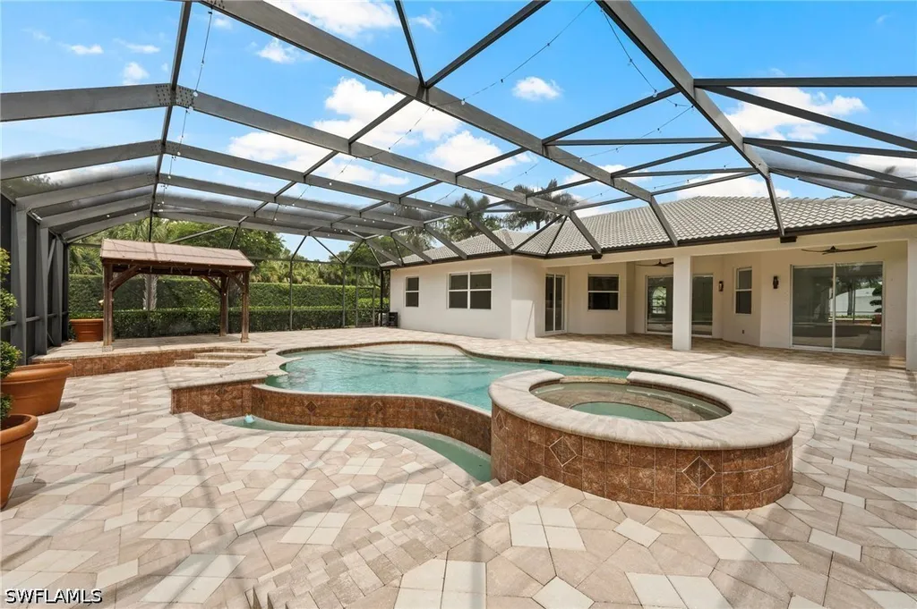 440 20th Avenue NE Naples FL 34120