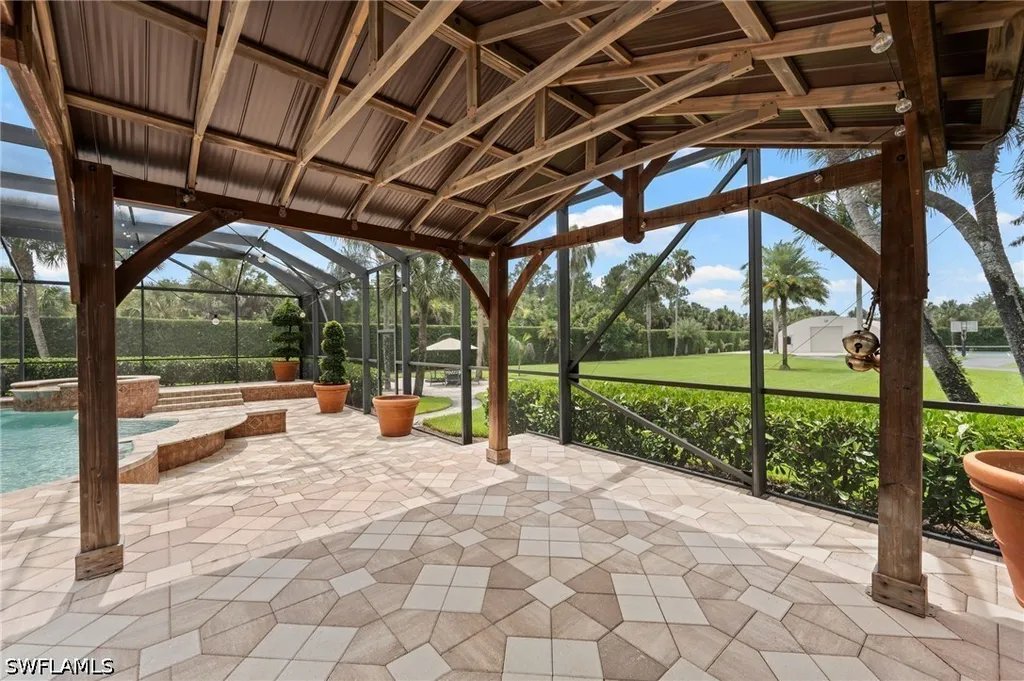 440 20th Avenue NE Naples FL 34120