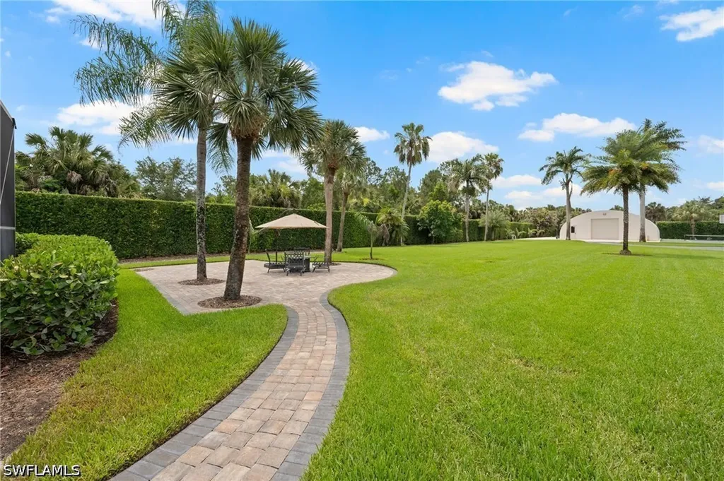 440 20th Avenue NE Naples FL 34120