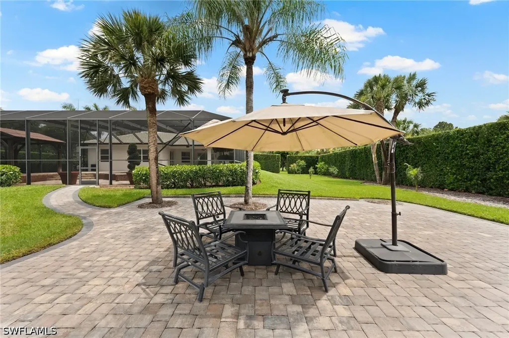 440 20th Avenue NE Naples FL 34120