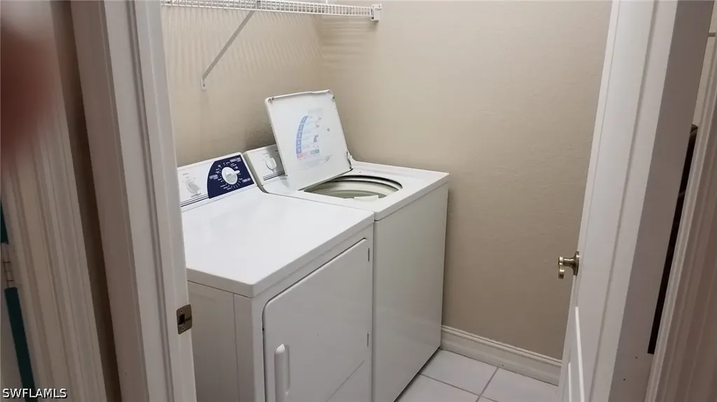 670 Luisa Lane Naples FL 34104