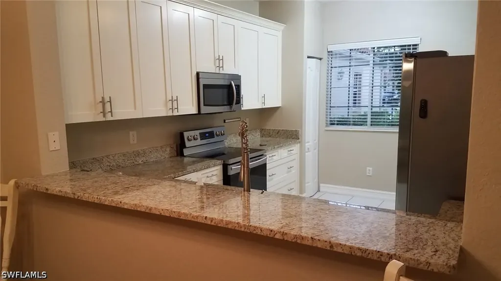 670 Luisa Lane Naples FL 34104