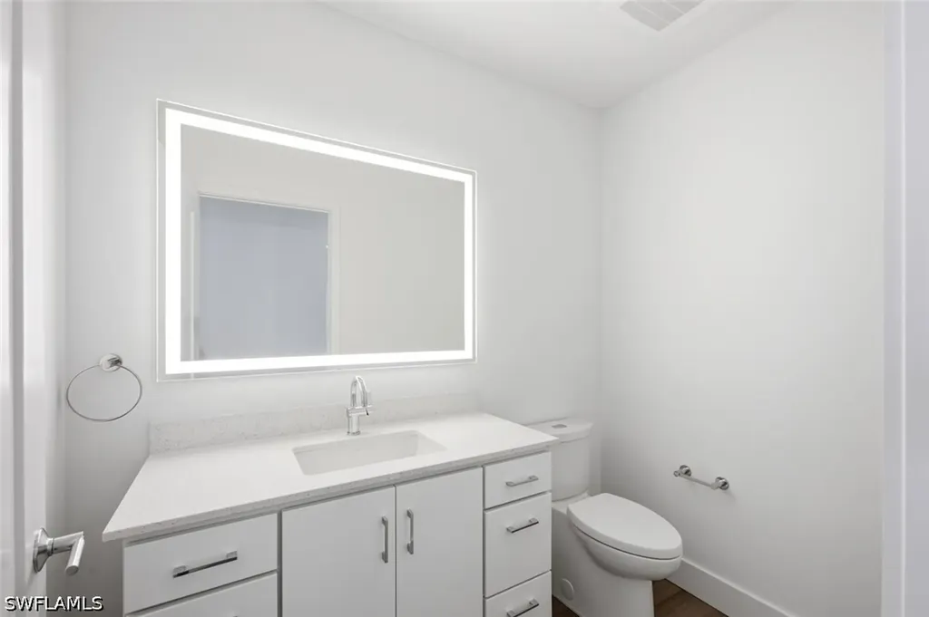 1950 Mayfair Street Naples FL 34104