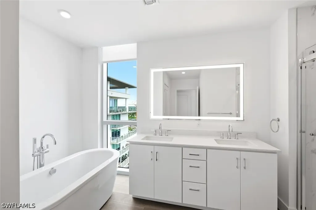 1950 Mayfair Street Naples FL 34104