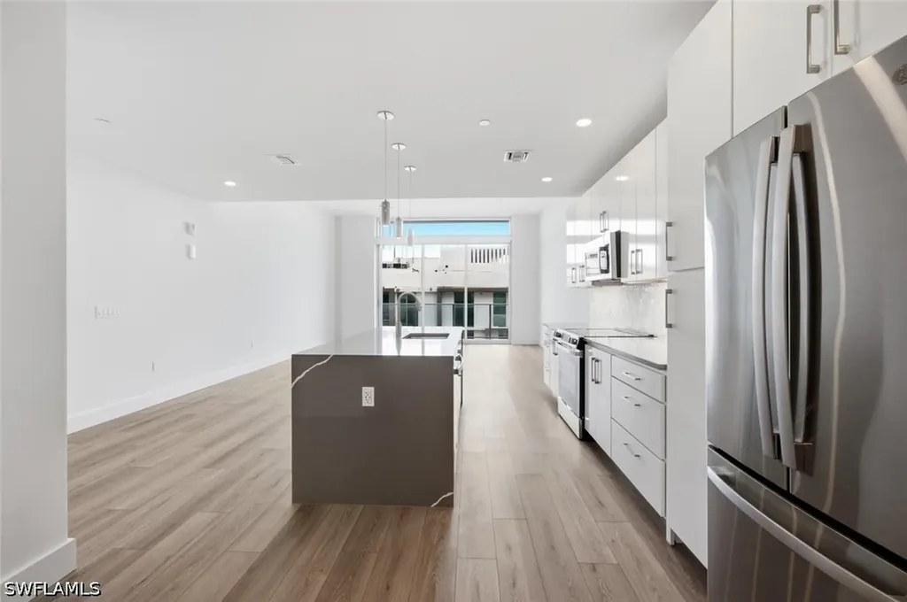 1950 Mayfair Street Naples FL 34104