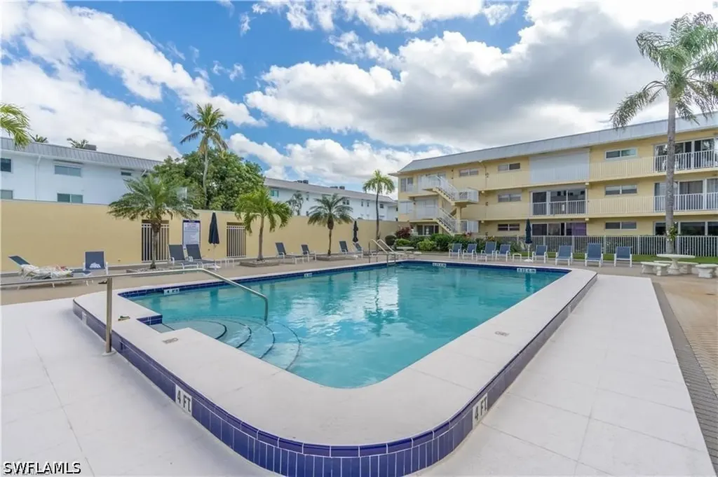 1100 8th Avenue S Naples FL 34102