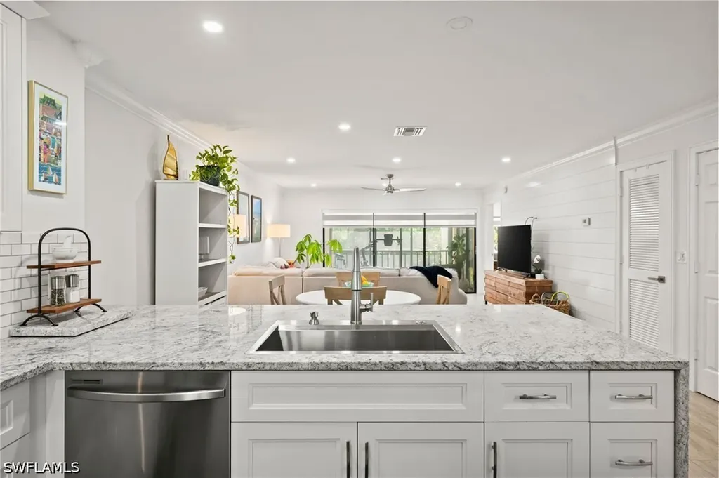 1656 Spoonbill Lane Naples FL 34105