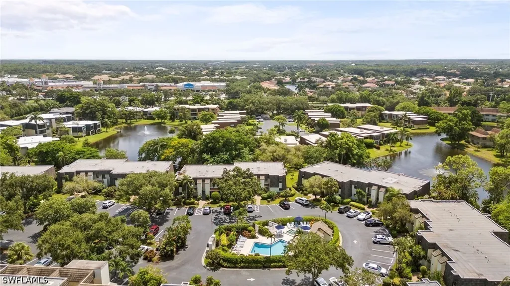 1656 Spoonbill Lane Naples FL 34105