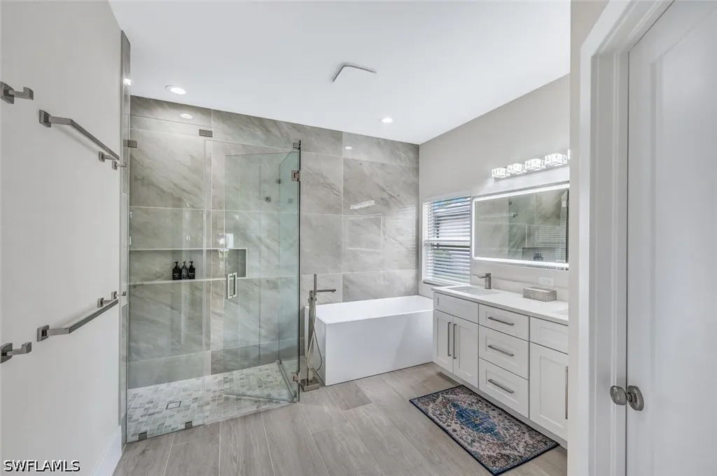 8260 Laurel Lakes Boulevard Naples FL 34119
