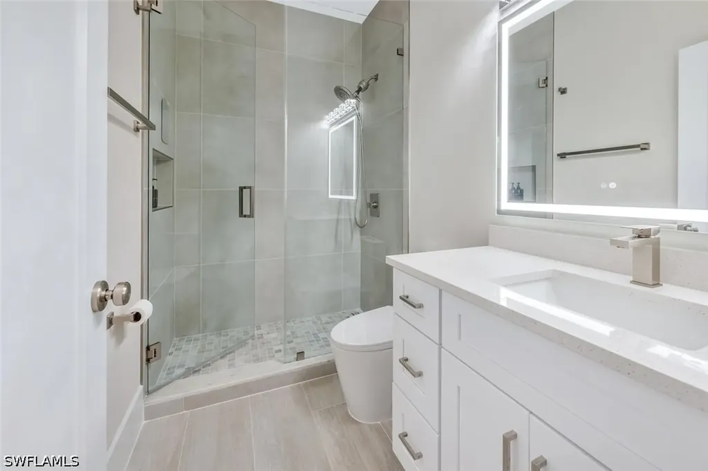 8260 Laurel Lakes Boulevard Naples FL 34119