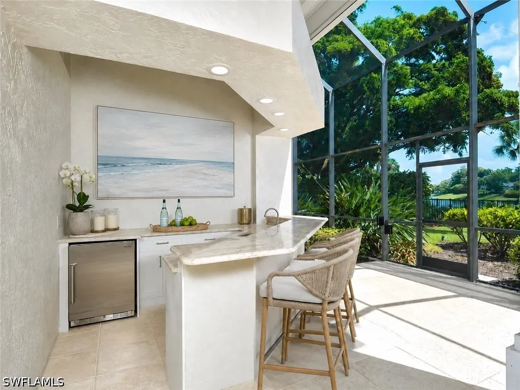 695 Ardmore Lane Naples FL 34108