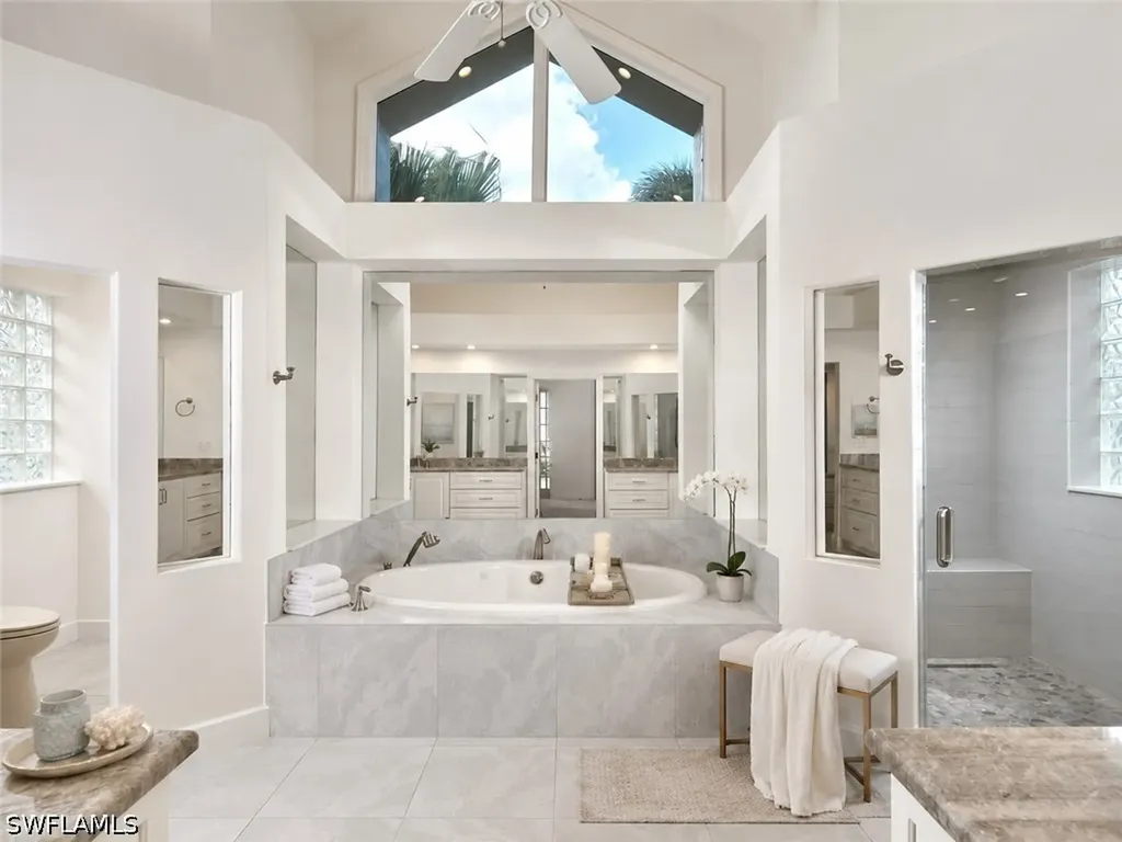 695 Ardmore Lane Naples FL 34108