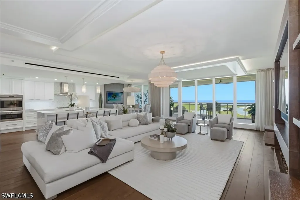 Naples FL, 13915 Old Coast Road, Unit 2005