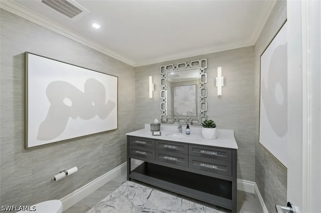 13915 Old Coast Road Naples FL 34110