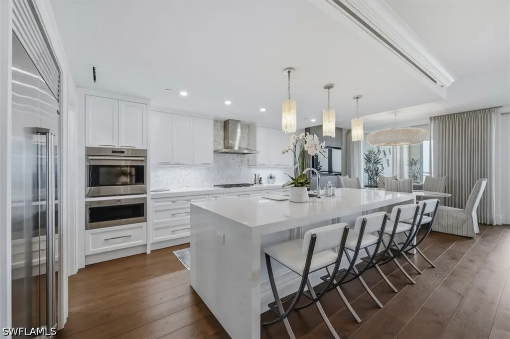 13915 Old Coast Road Naples FL 34110