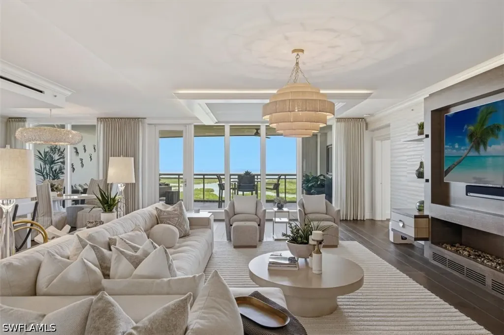 13915 Old Coast Road Naples FL 34110