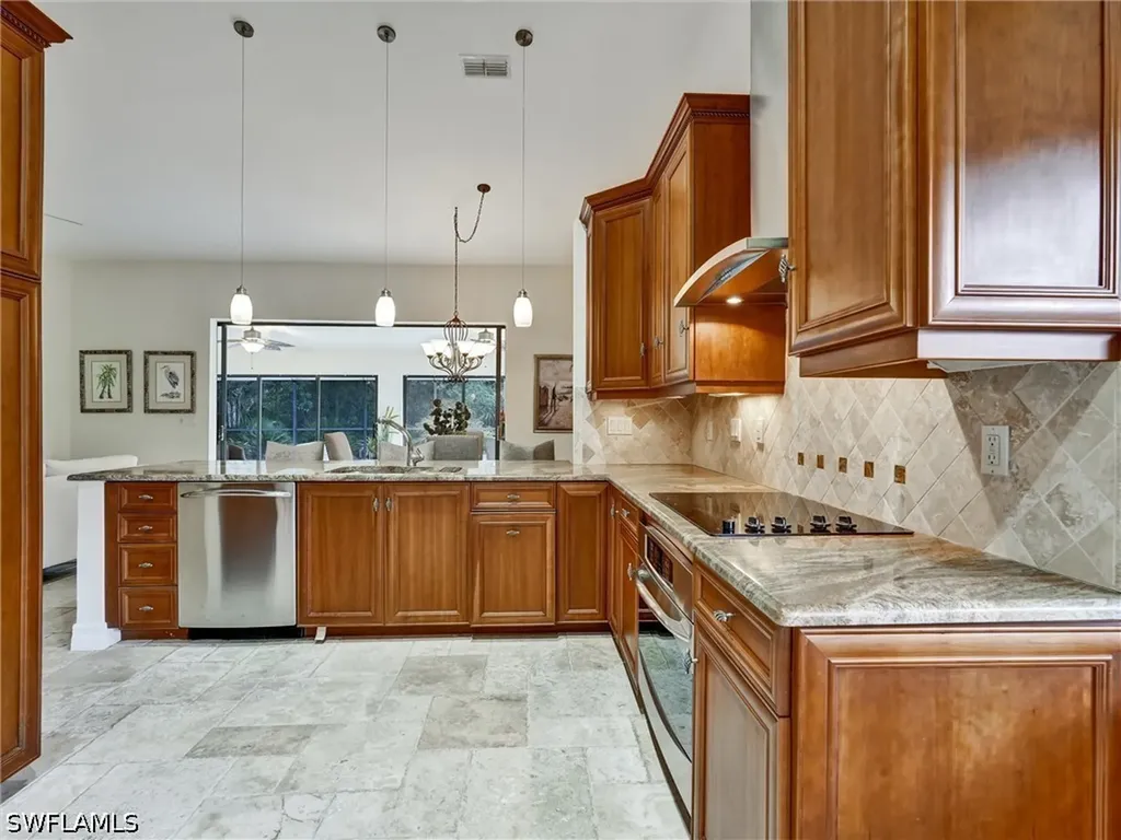 241 Saint James Way Naples FL 34104