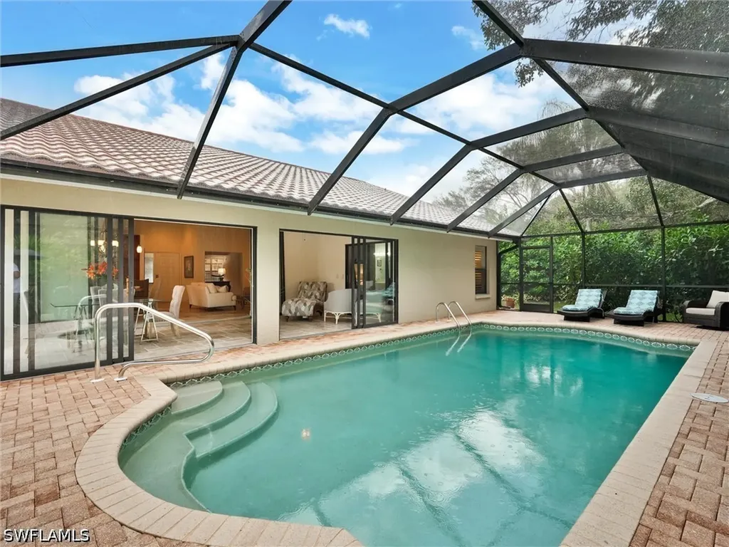 241 Saint James Way Naples FL 34104