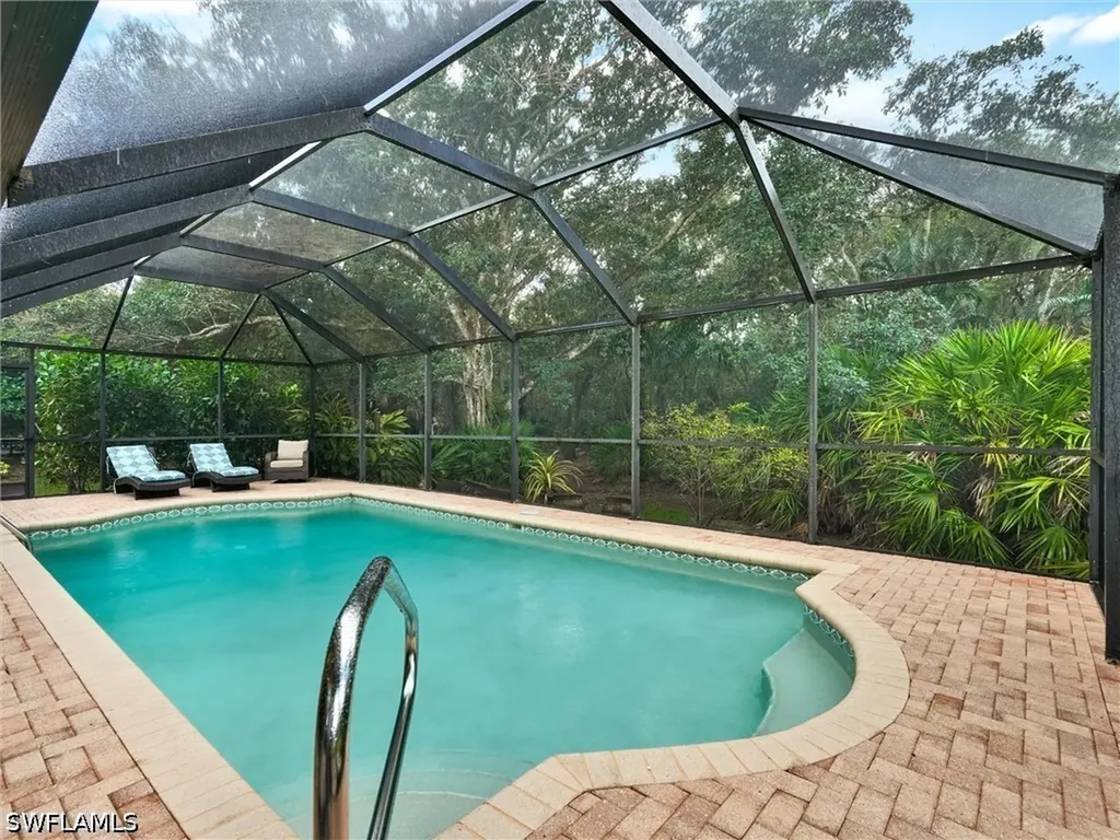 241 Saint James Way Naples FL 34104