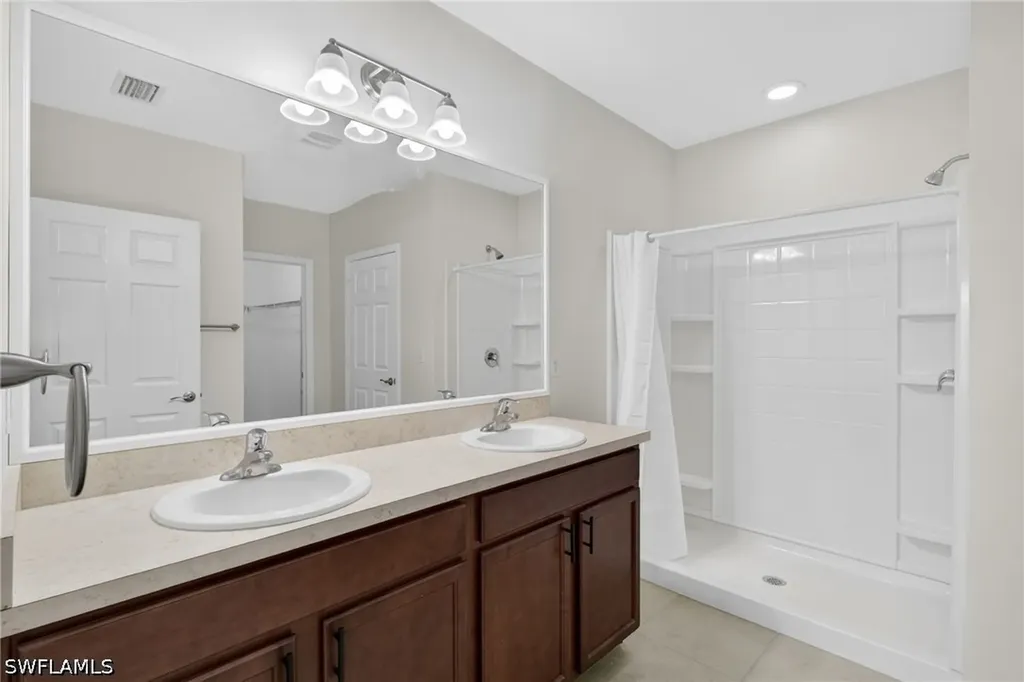 19441 Mossy Ledge Terrace Lehigh Acres FL 33936