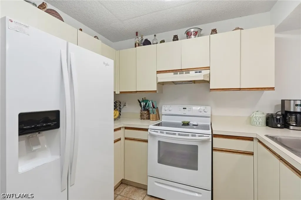 132 Santa Clara Drive Naples FL 34104