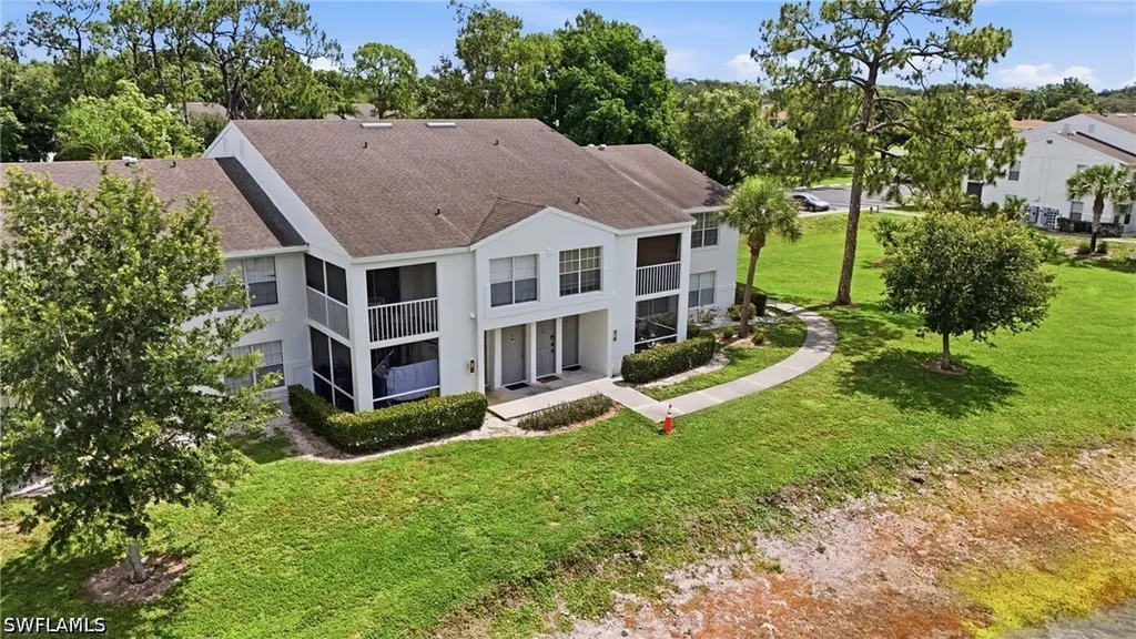 132 Santa Clara Drive Naples FL 34104