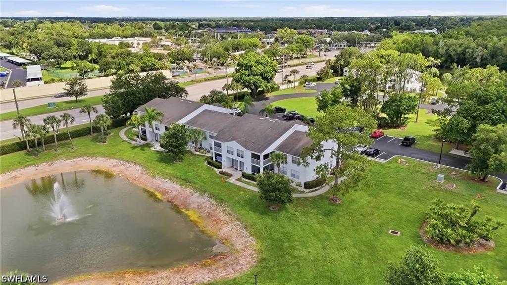 132 Santa Clara Drive Naples FL 34104