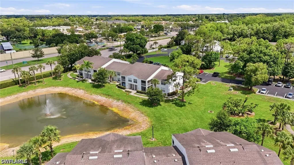 132 Santa Clara Drive Naples FL 34104
